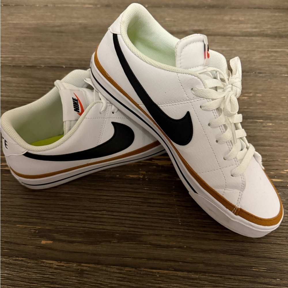 Women’s Nike Court Legacy Next Nature